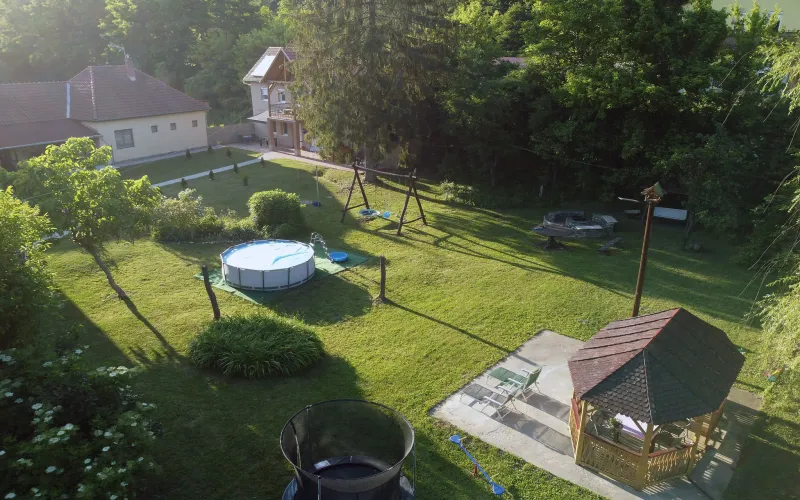 Fónagy Apartmanok és Grill Műhely - Lapozó 2