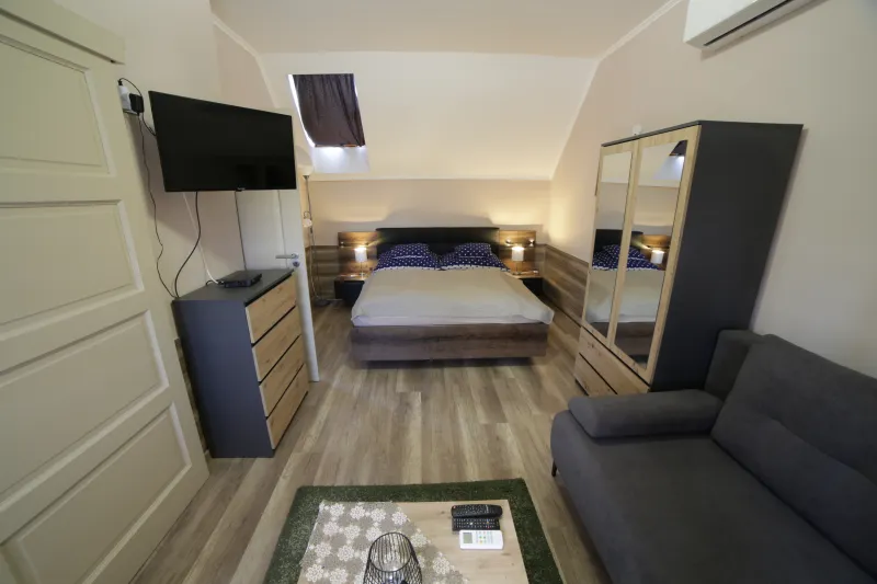 Fónagy Apartmanok és Grill Műhely - Lapozó 4