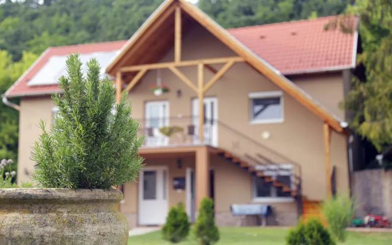 Fónagy Apartmanok és Grill Műhely - Lapozó 0